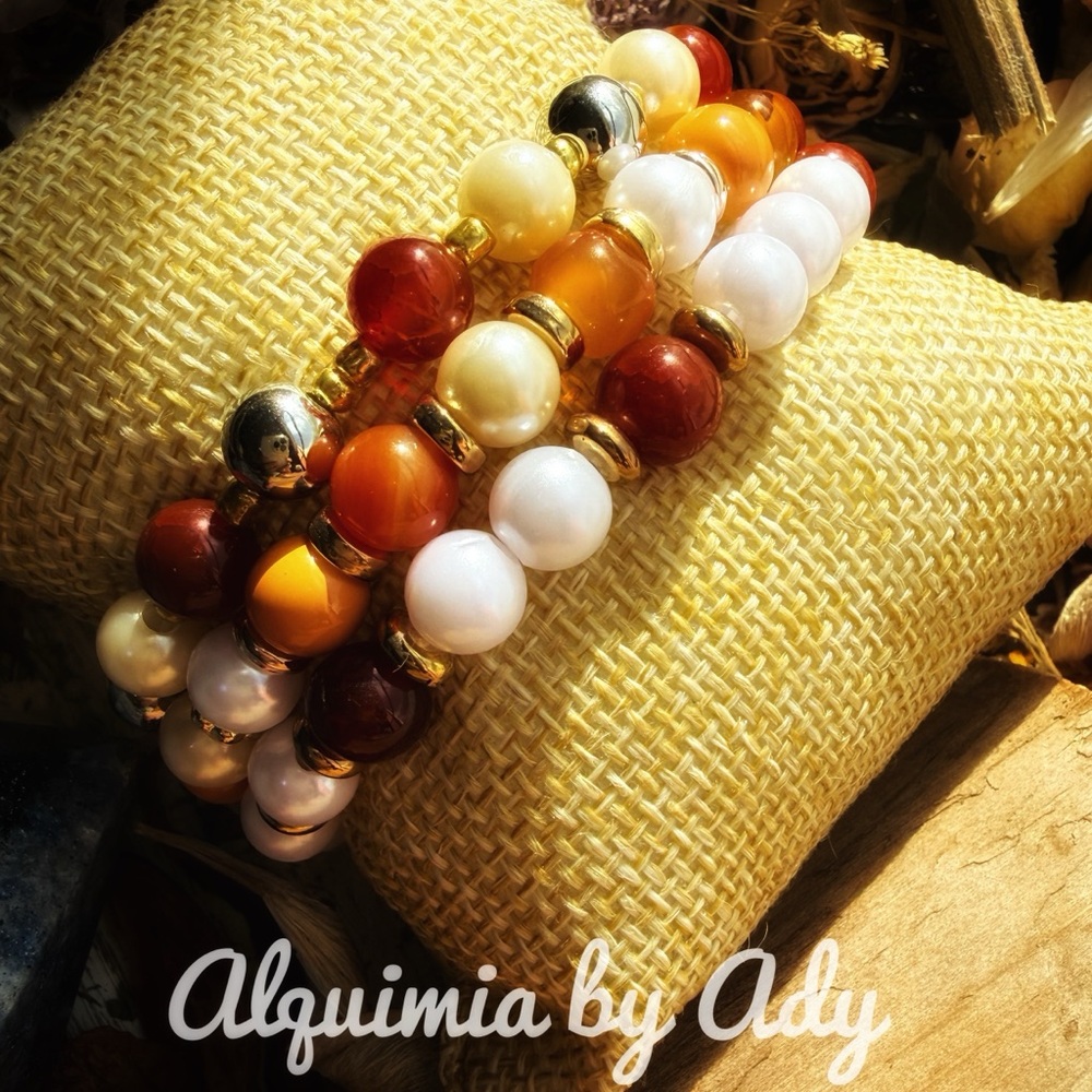 Alquimia Vibrant Beaded Bracelet Collection with carnelians